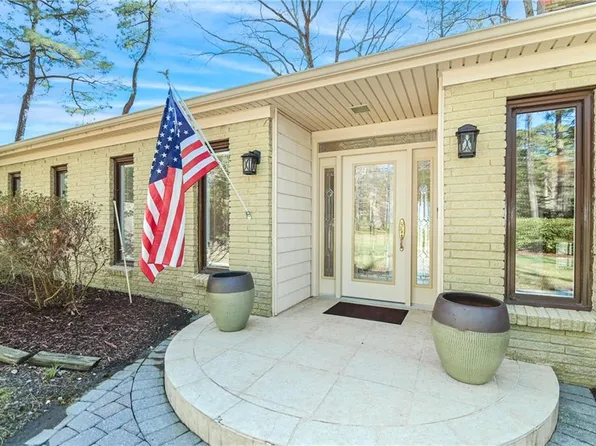 2741 River Rd, Virginia Beach, VA 23454