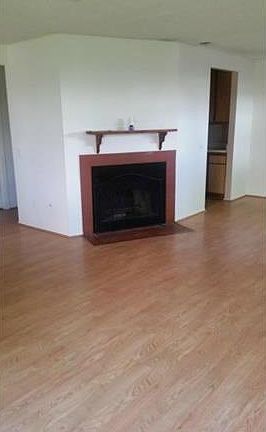 3rd image of 2007 S Campus Ave #9A