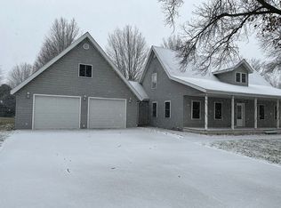 218 1st St, Maurice, IA 51036