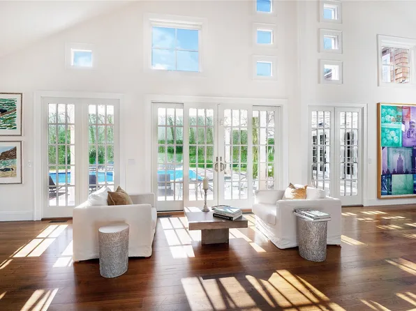 41 Deep Wood Ln, Amagansett, NY 11930