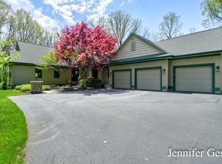 6280 Montmorency Dr SE, Caledonia, MI