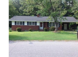 5264 Hornbeam Rd, Fayetteville, NC 28304