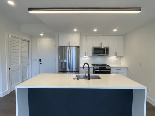 1501 N 31st St #411, Philadelphia, PA 19121