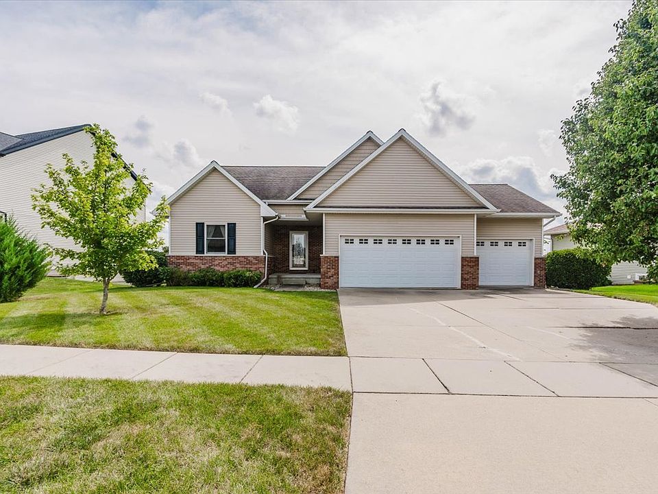 1st image of 615 Prairie Meadows Dr