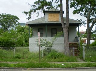 71 Newman St, Hackensack, NJ 07601