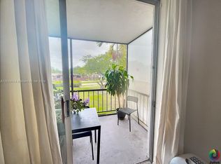 7100 NW 17th St APT 207, Plantation, FL 33313