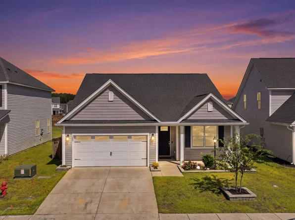 122 Long Trail Way, Moncks Corner, SC 29461