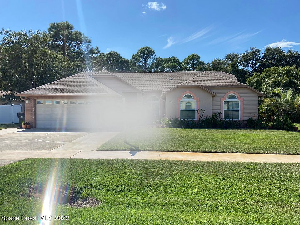 1st image of 4870 Winchester Dr
