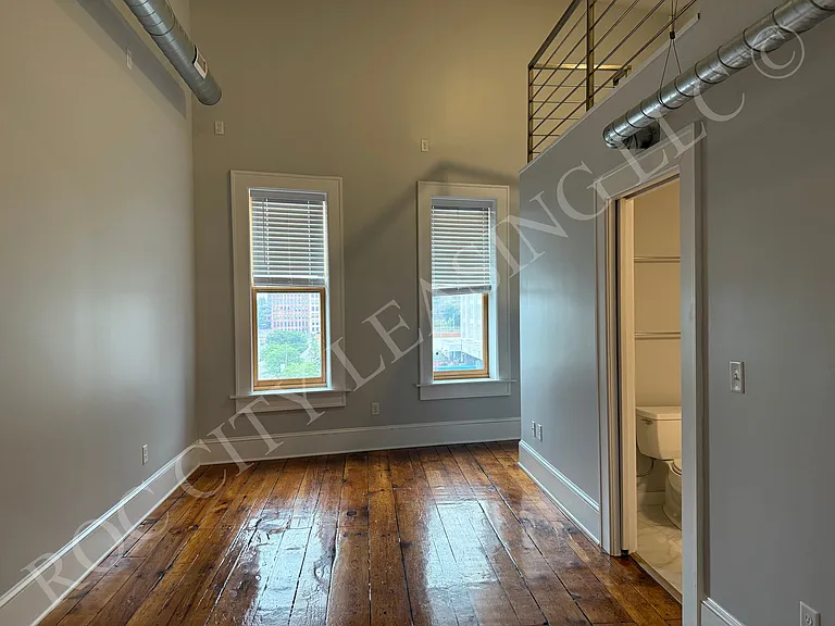 131-133 State Street — Photo 7