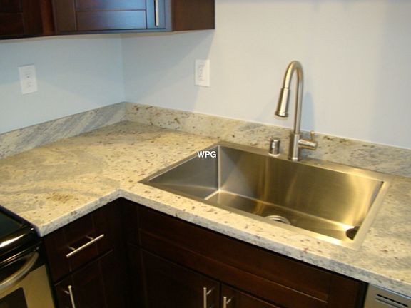 5th image of 665 Johanna Ave APT 4