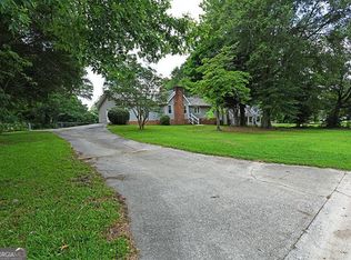 2269 Valley Creek Cir, Snellville, GA 30078