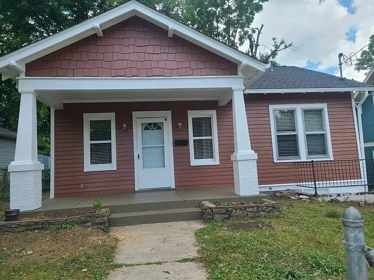 714 McFerrin Ave — Photo 1