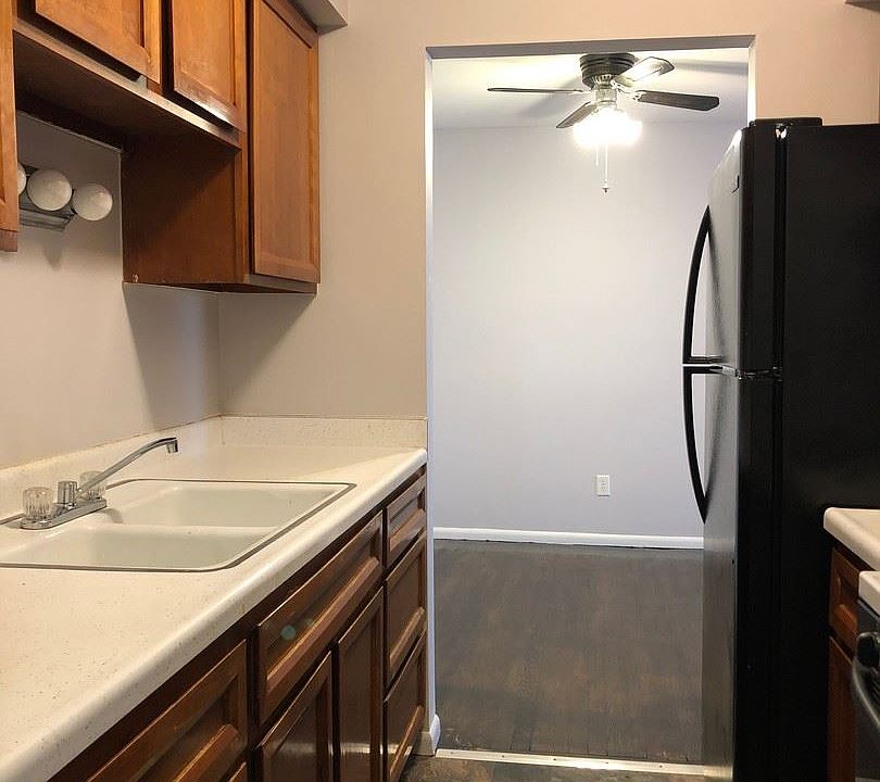 1st image of 5818 50th Ave APT 18