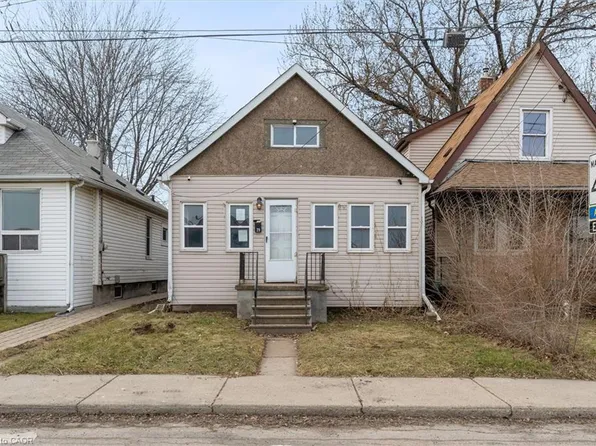 29 McKinstry St, Hamilton, ON L8L 6C2