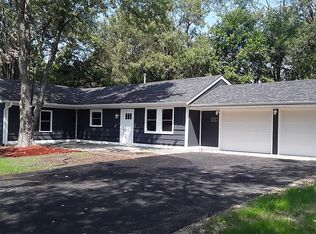 832 S Cedar Rd, New Lenox, IL 60451