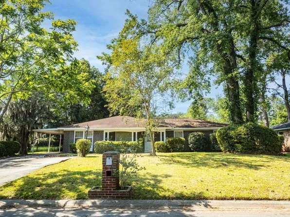 712 Dyches Drive, Savannah, GA 31406