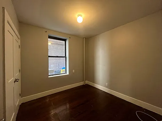 Rented by Premier One Realty LLC | media 16