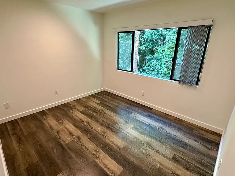 Parkview Apartments — Photo 36