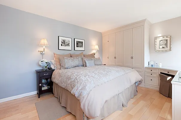 Rented by ER (DO NOT USE) | media 16