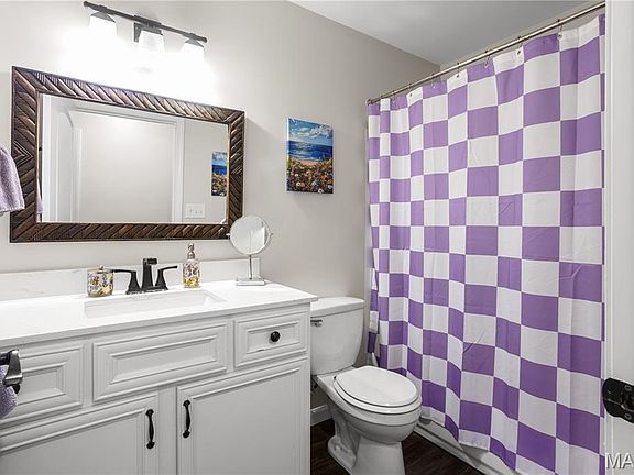 4th image of 5116 Darrell Dr