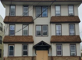 915 Grove St APT 2L, Irvington, NJ 07111