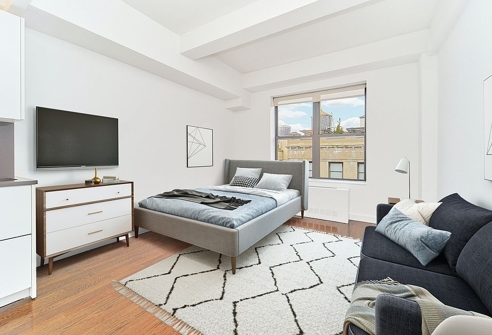 1st image of 212 W 91st St APT 307
