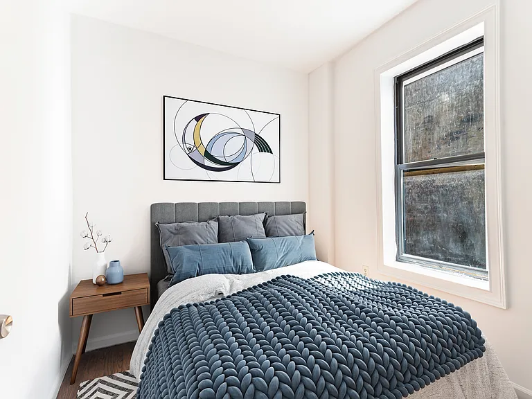 207 Madison St #18 — Photo 4