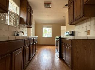 15133 Blackhawk St, Mission Hills, CA 91345