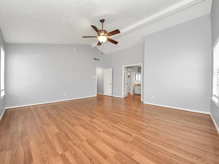 16006 Autumn Falls Ln — Photo 36