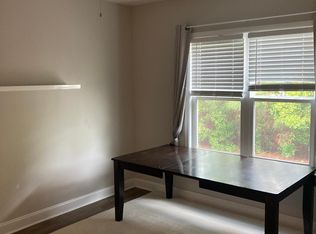 200 N Stingray Ln #200, Sneads Ferry, NC 28460