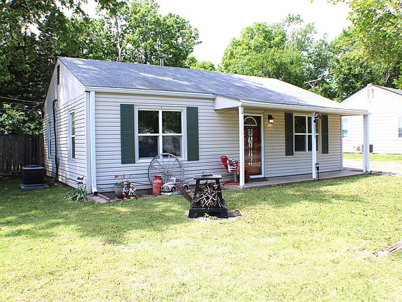 3rd image of 2517 SW Morningside Rd