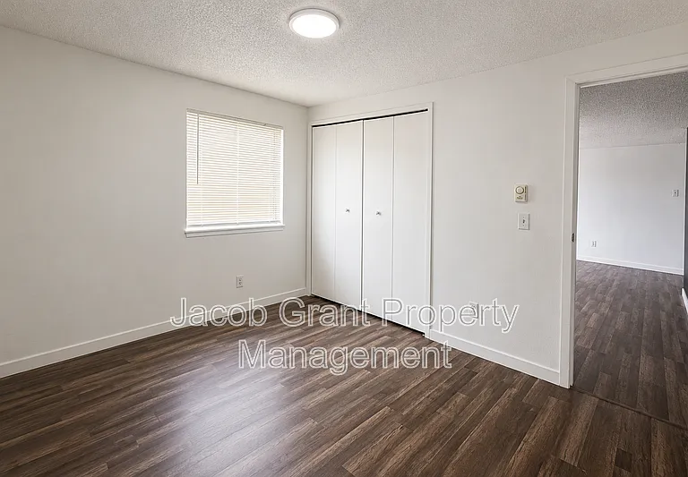 1345 Paul St #1 — Photo 4