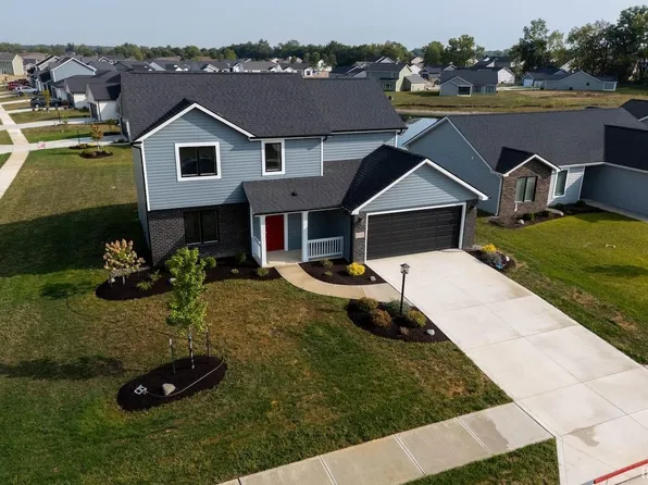 1286 Herdsman Blvd, Huntertown, IN 46748