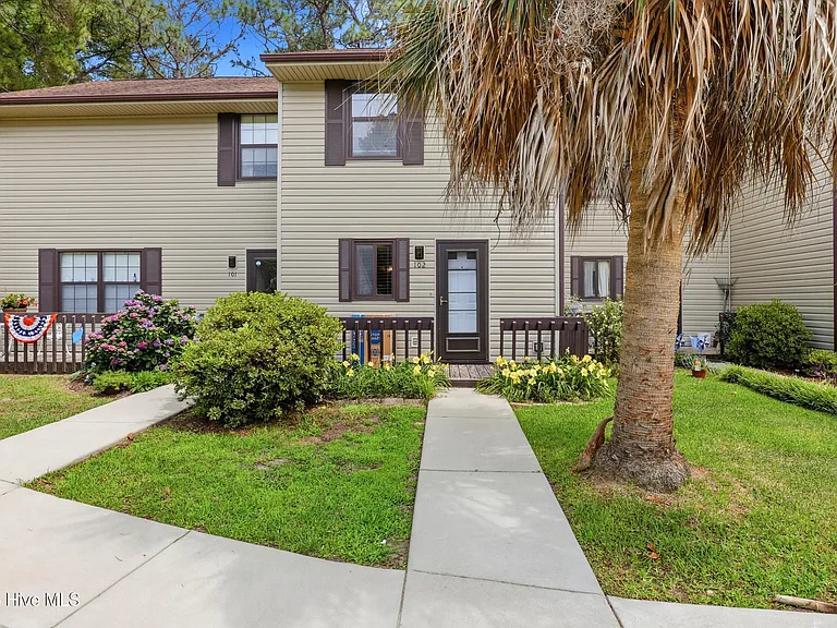 102 Country Club Villa Dr #1 — Photo 1
