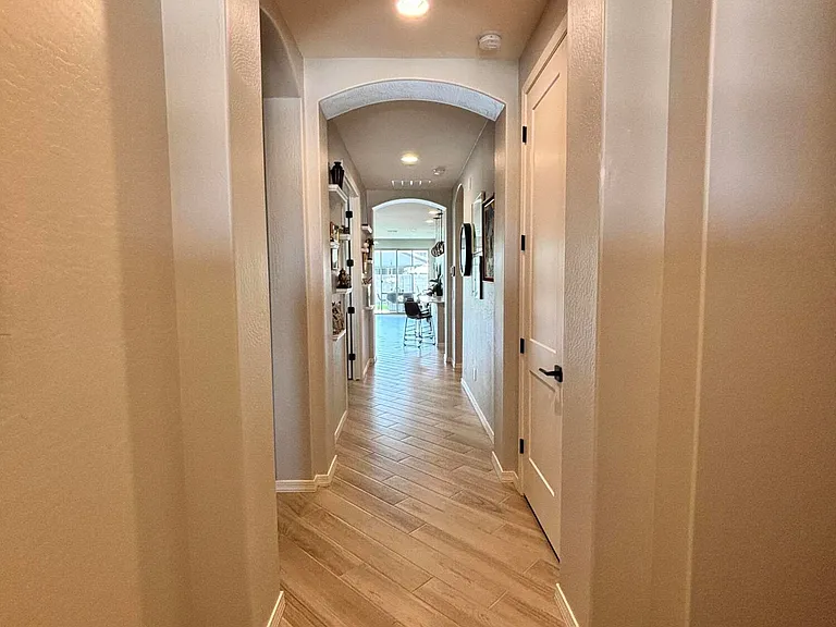 16013 W Alameda Rd — Photo 24