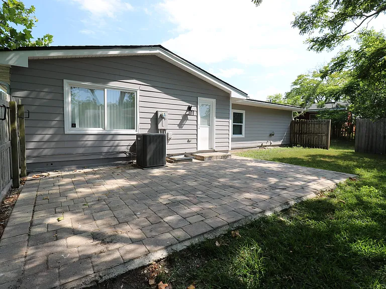206 Phoenetia Dr — Photo 6
