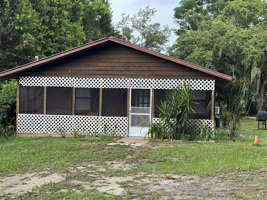 1 bed, 1.0 bath, 616 sqft, $995 — Photo 2