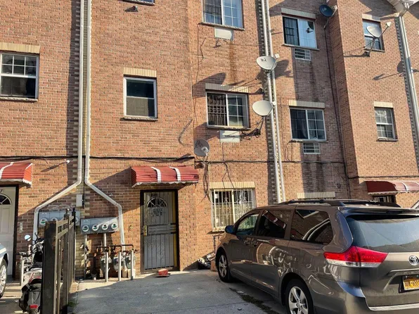 869 Elsmere Place, Bronx, NY 10460