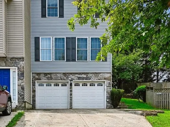 10 Carmichael Ct, Baltimore, MD 21228