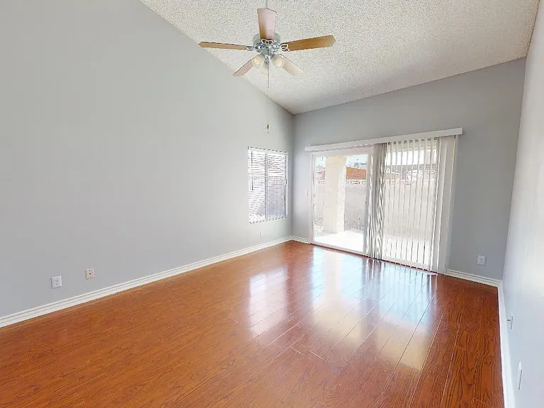 6624 Silver Penny Ave — Photo 19