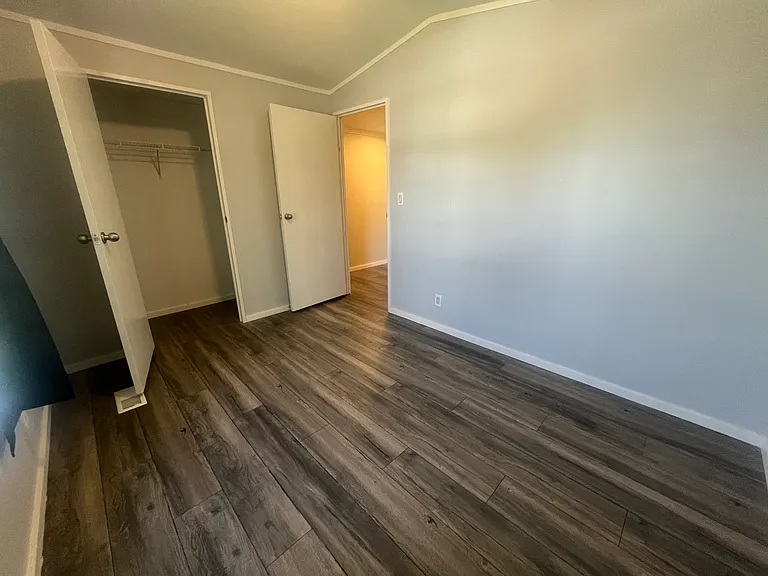 64 Green Tree Dr — Photo 7