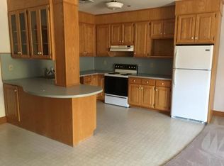 11 Centre St APT 15, Salem, CT 06420