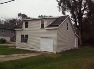 W833 Washington Ave, Burlington, WI 53105