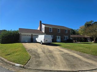 617 N Piping Rock Rd, Virginia Beach, VA 23452