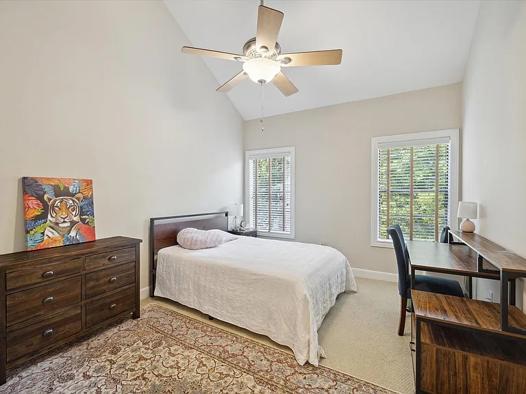 6722 Vanderbilt St #2 — Photo 9