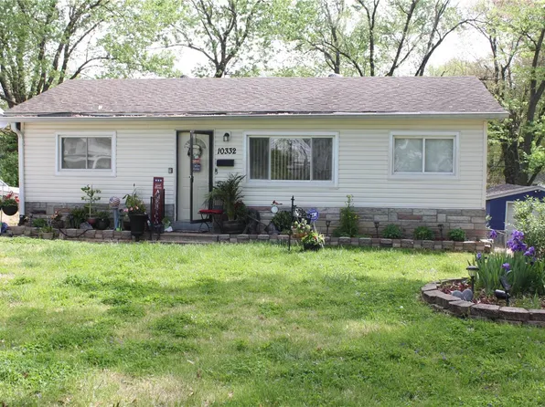 10332 Lord Dr, Saint Louis, MO 63136