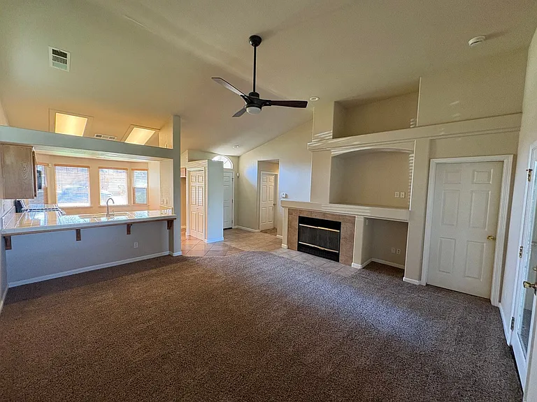 1422 E Mesa Ct — Photo 17