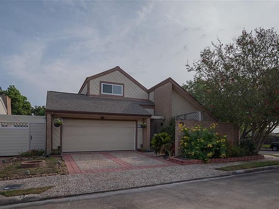 2nd image of 16623 Park Green Way