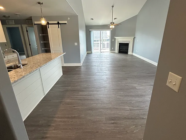 3024 Shanes Way — Photo 6