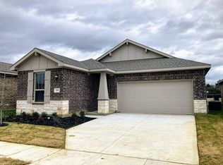 320 Rebecca Ln, Lewisville, TX 75067